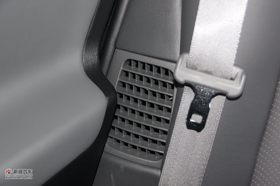 2012款普锐斯混动CVT豪华先进型