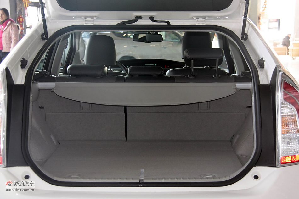 2012款普锐斯混动CVT豪华先进型