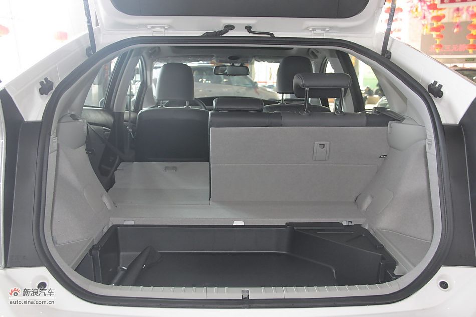 2012款普锐斯混动CVT豪华先进型