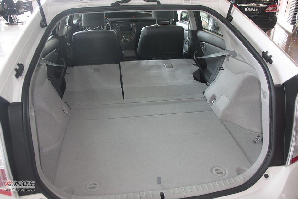 2012款普锐斯混动CVT豪华先进型