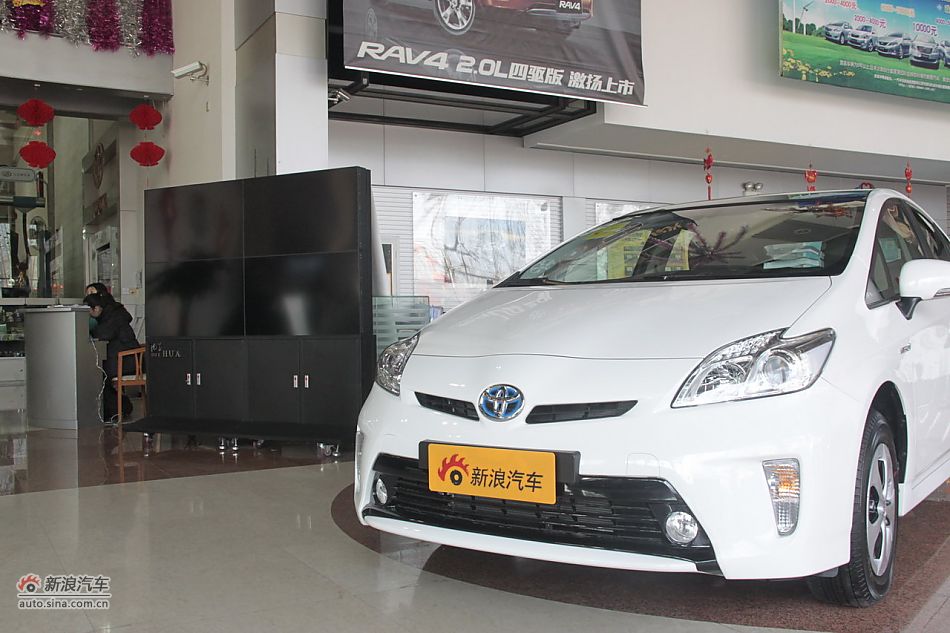 2012款普锐斯混动CVT豪华先进型