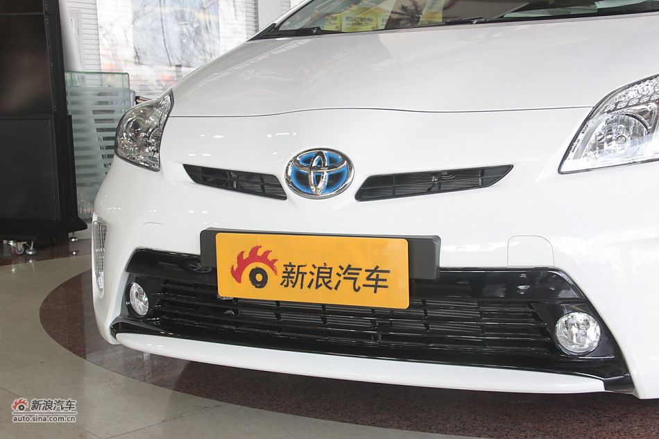 2012款普锐斯混动CVT豪华先进型