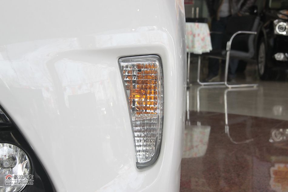 2012款普锐斯混动CVT豪华先进型