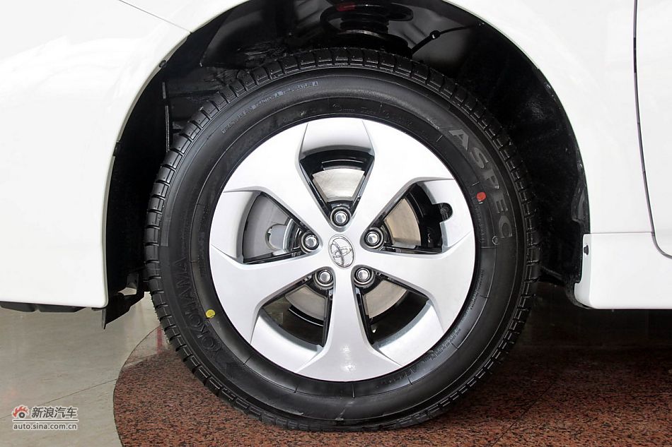 2012款普锐斯混动CVT豪华先进型