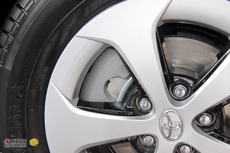 2012款普锐斯混动CVT豪华先进型