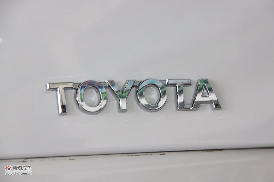 2012款普锐斯混动CVT豪华先进型