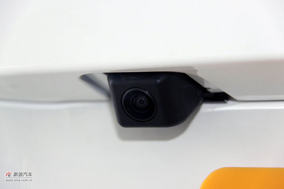 2012款普锐斯混动CVT豪华先进型