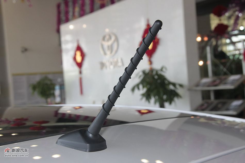 2012款普锐斯混动CVT豪华先进型