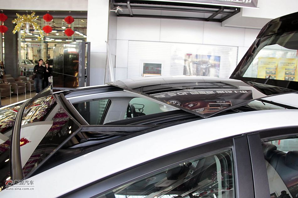 2012款普锐斯混动CVT豪华先进型