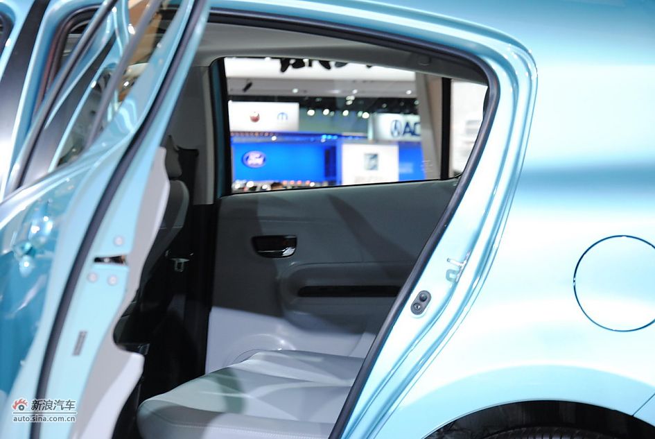 丰田普瑞斯C概念车