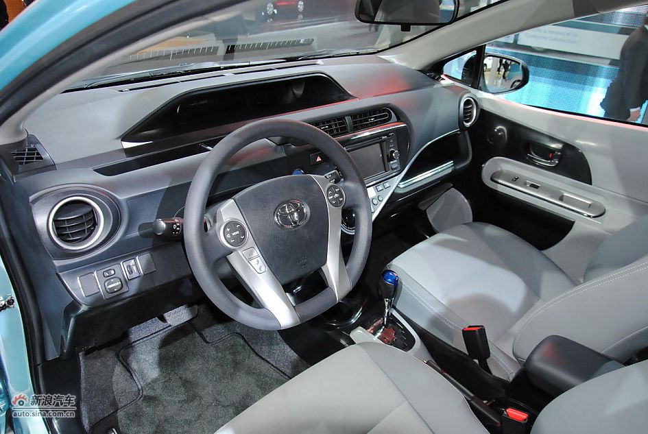 丰田普瑞斯C概念车