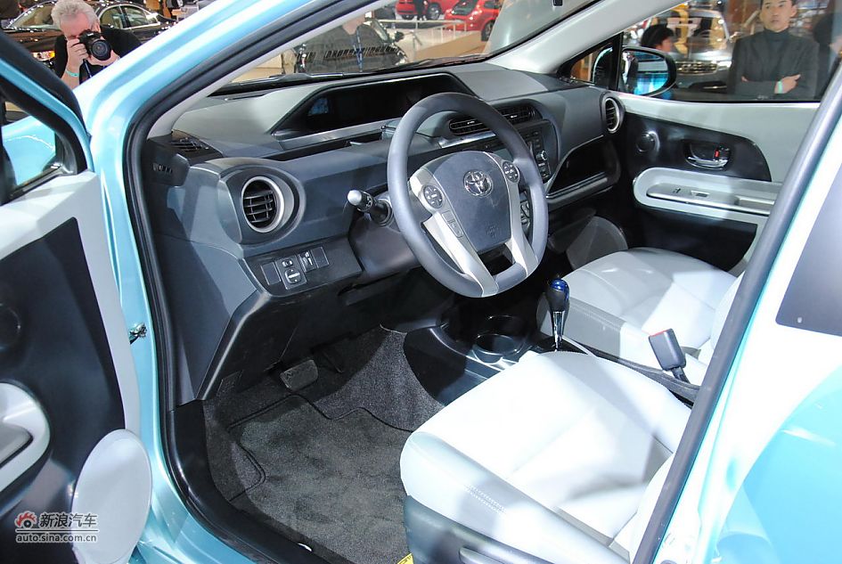 丰田普瑞斯C概念车