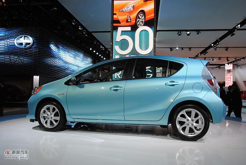 丰田普瑞斯C概念车