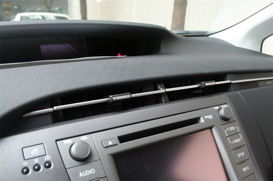 2012款普锐斯CVT标准版