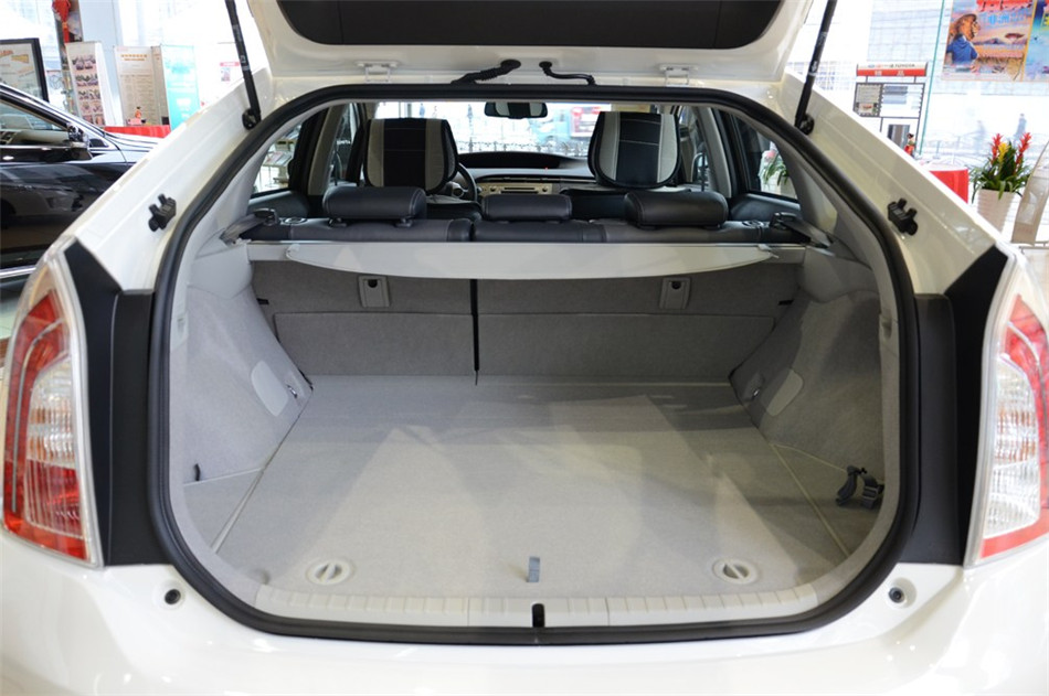 2012款普锐斯CVT标准版