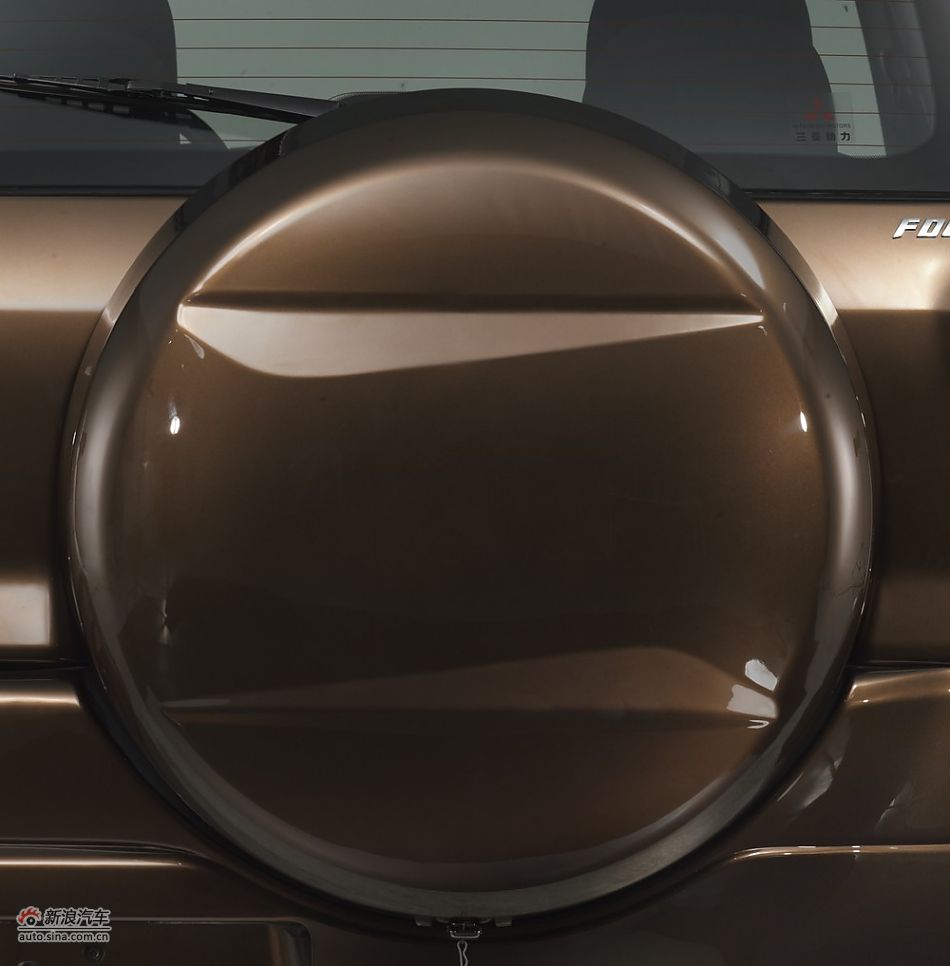 2010款永源A380五门版米色内饰