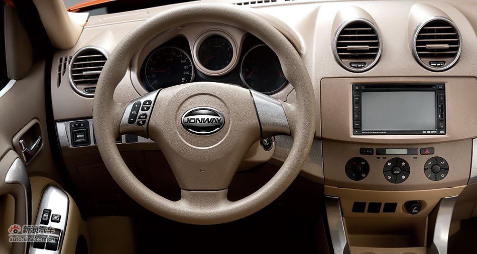 2010款永源A380三门版米色内饰