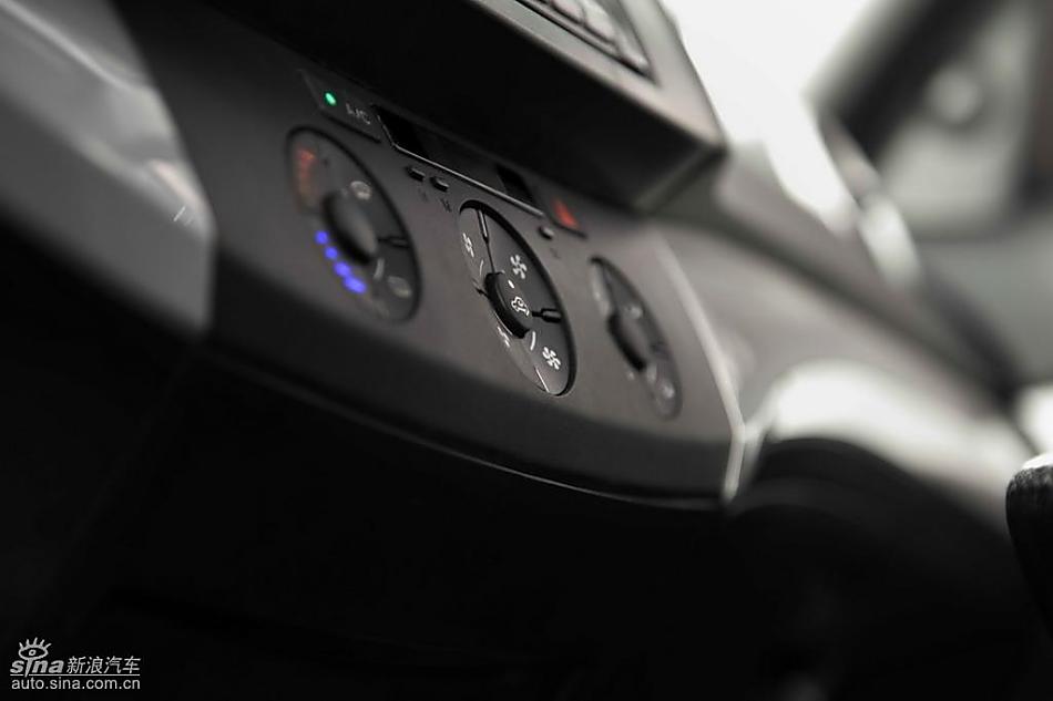 永源UFO-A380资料图 内饰