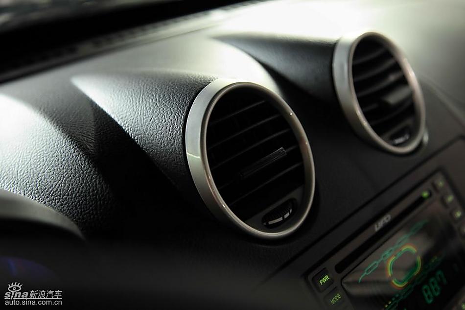 永源UFO-A380资料图 内饰