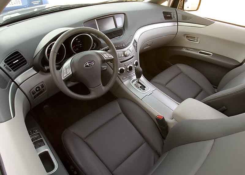 08款斯巴鲁驰鹏内饰