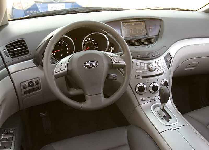 08款斯巴鲁驰鹏内饰