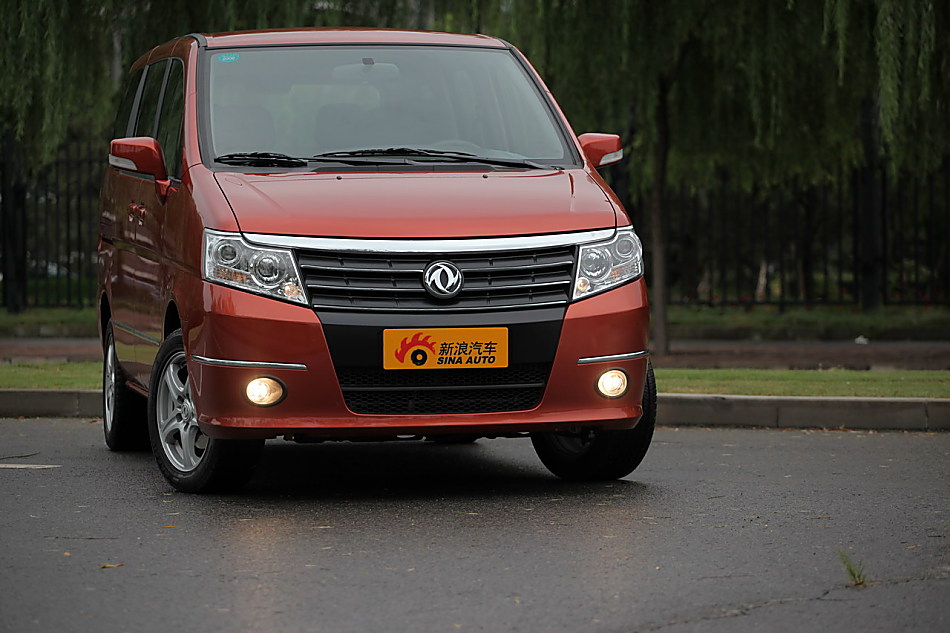 郑州日产帅客图片