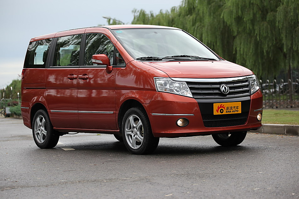 郑州日产帅客图片