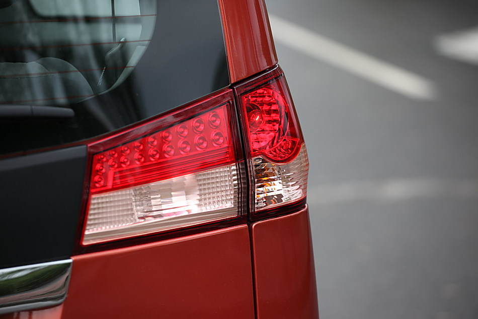 郑州日产帅客图片