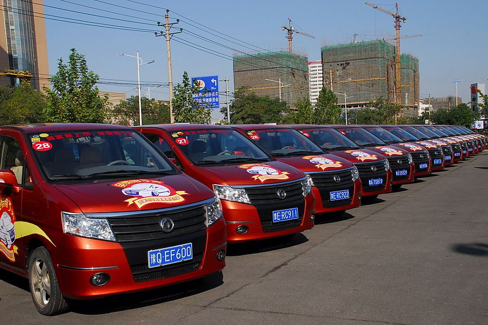 活动现场交车仪式