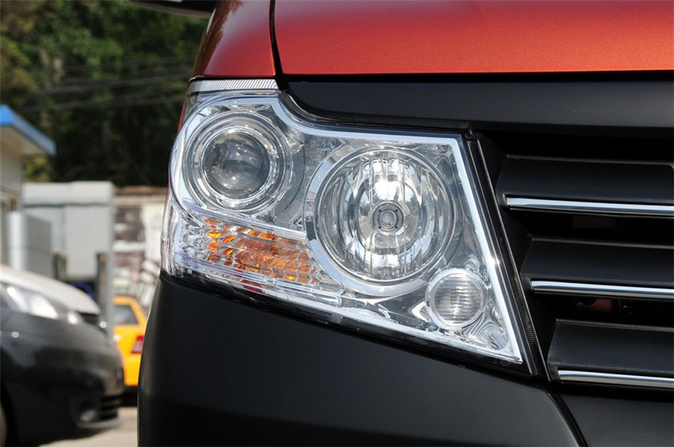 2013款 1.5L MT 手动舒适型7座 其他