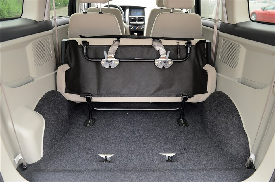 2014款 1.5L MT 手动豪华型7座 国V 座椅空间