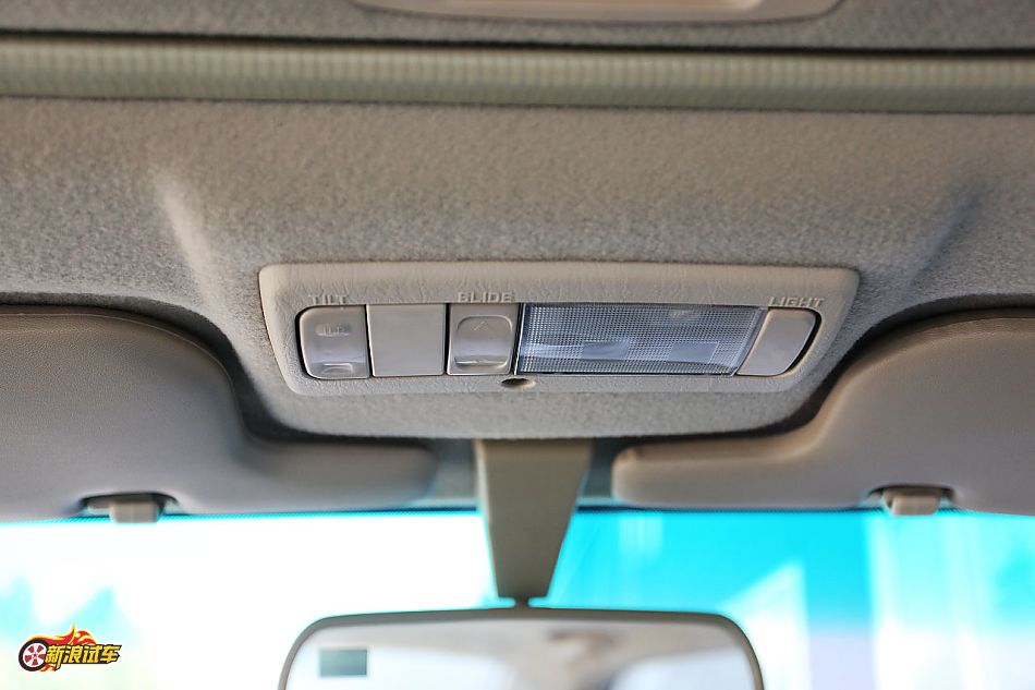 比亚迪G3手动豪雅型GLX-i内饰图片