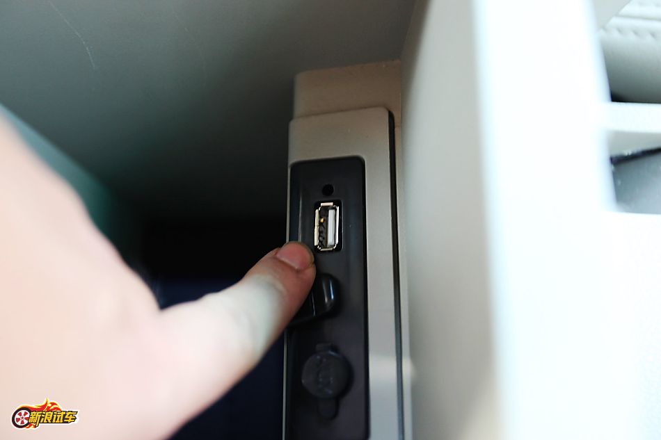 比亚迪G3手动豪雅型GLX-i内饰图片