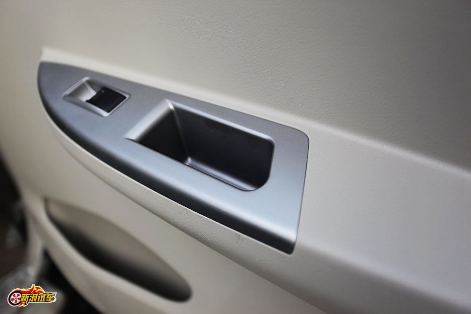比亚迪G3手动豪雅型GLX-i内饰图片