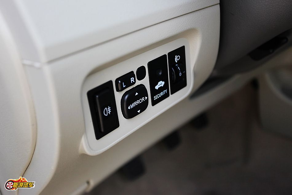 比亚迪G3手动豪雅型GLX-i内饰图片