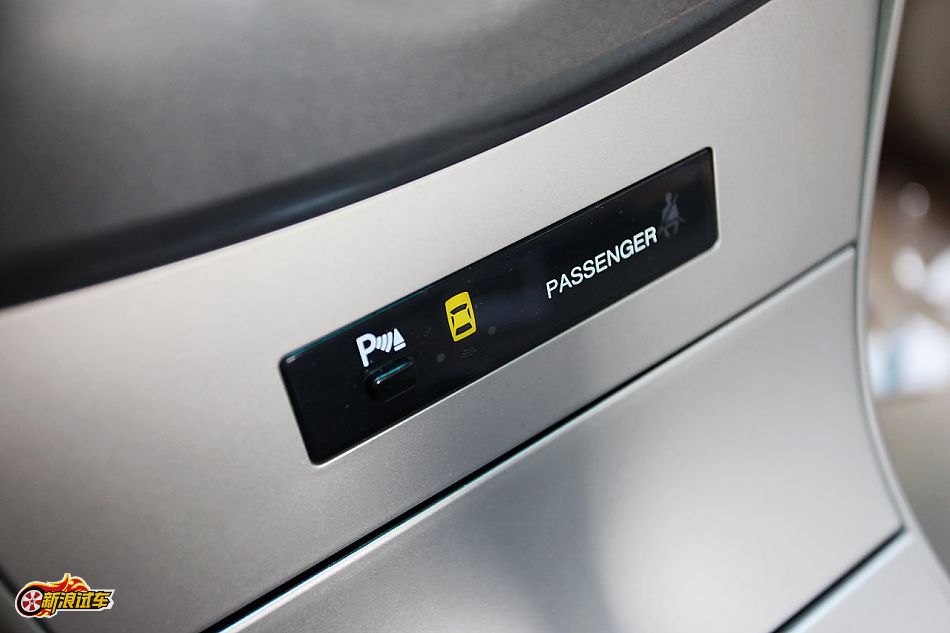 比亚迪G3手动豪雅型GLX-i内饰图片