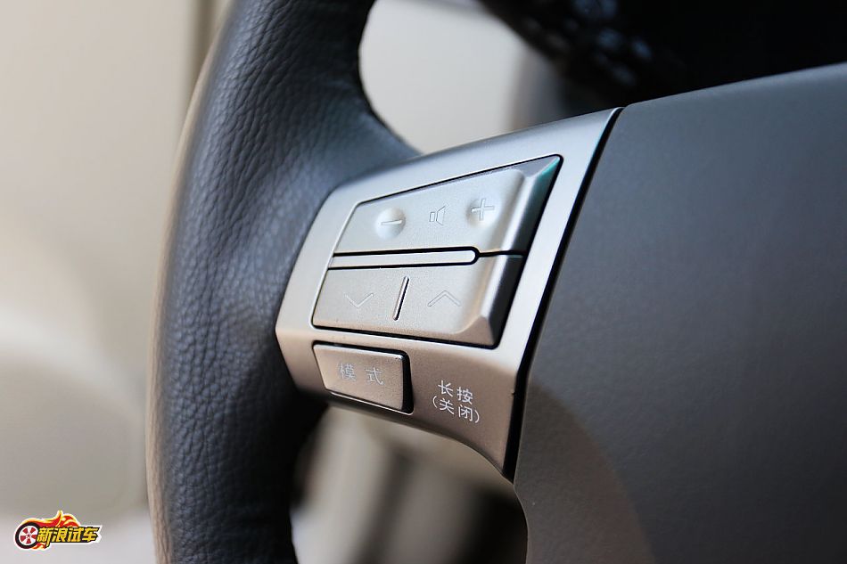 比亚迪G3手动豪雅型GLX-i内饰图片