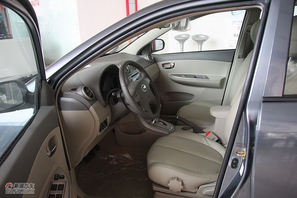 内饰及内部细节