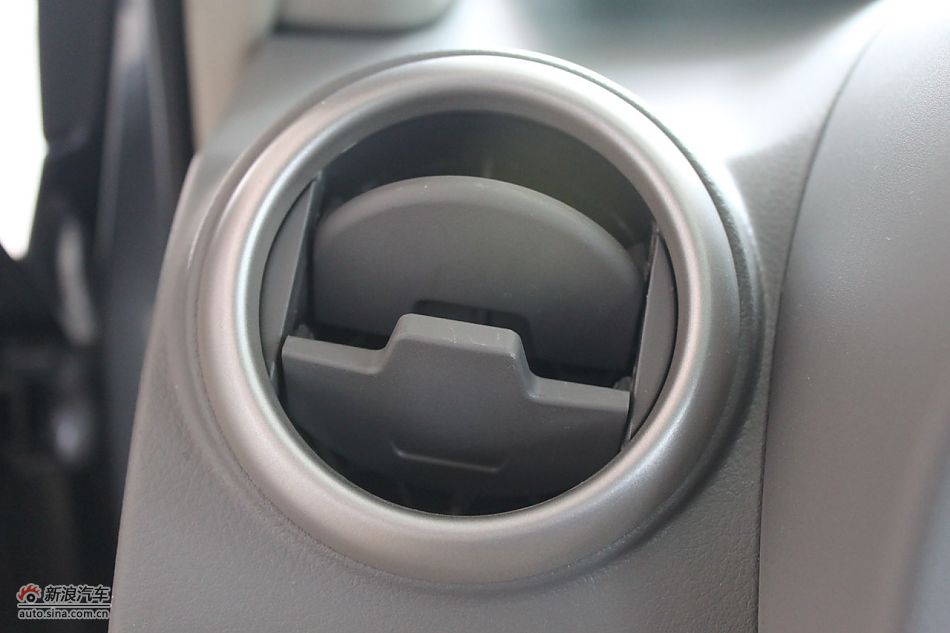 内饰及内部细节