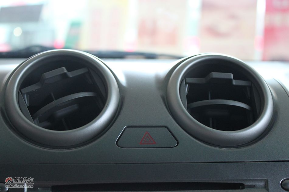 内饰及内部细节