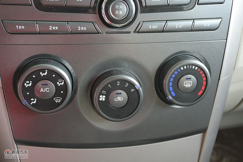 内饰及内部细节