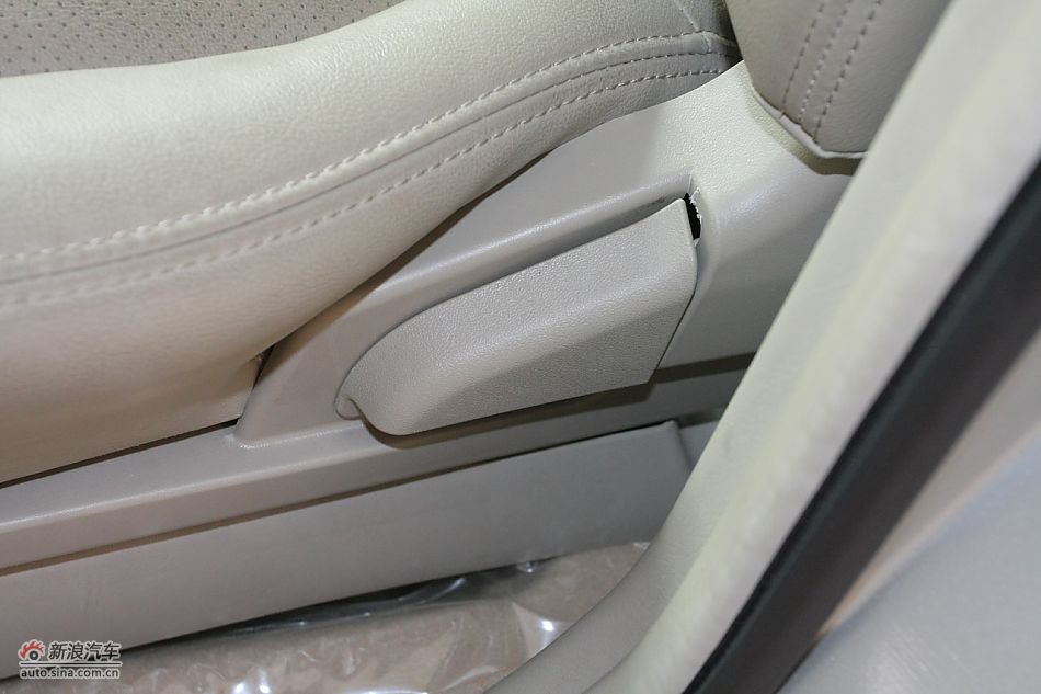 内饰及内部细节