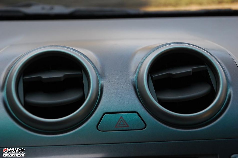 比亚迪G3实拍图-内饰