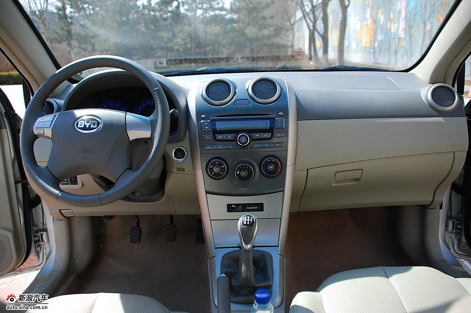 比亚迪G3实拍图-内饰