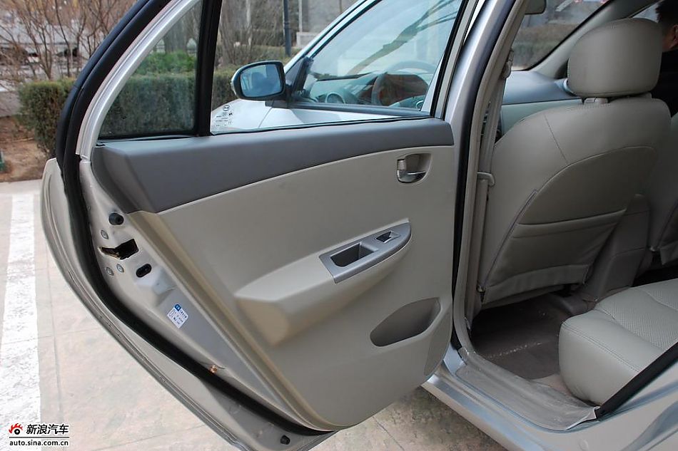 比亚迪G3实拍图-内饰