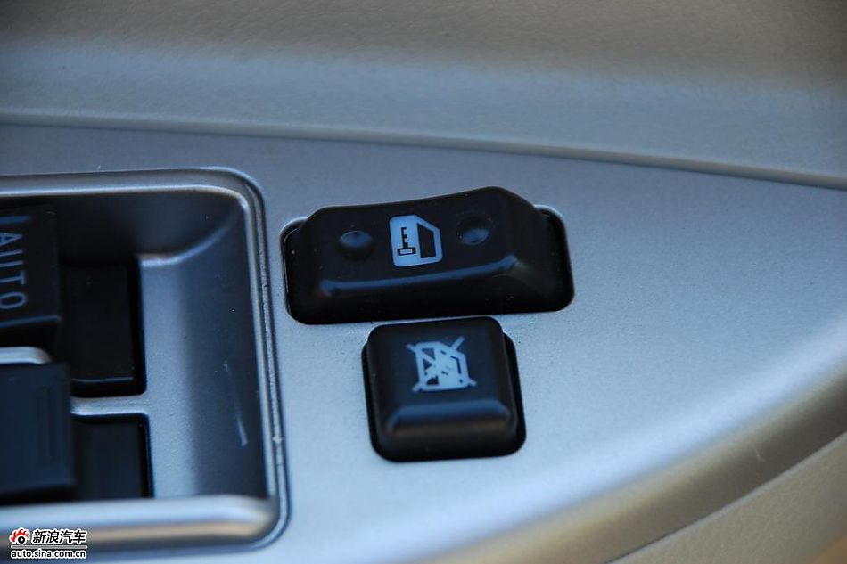 比亚迪G3实拍图-内饰