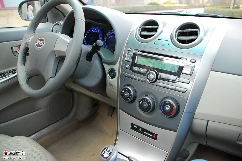 比亚迪G3实拍图-内饰