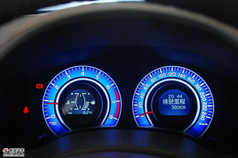 比亚迪G3实拍图-内饰