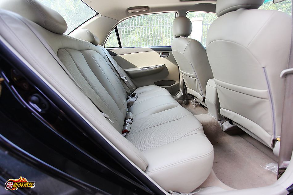 比亚迪G3手动豪雅型GLX-i内饰图片