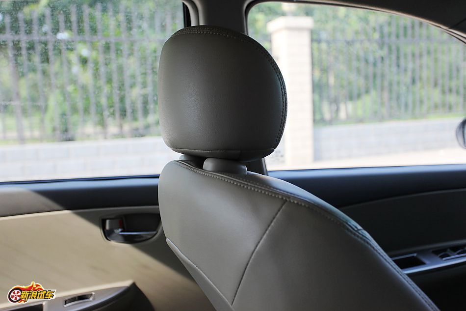 比亚迪G3手动豪雅型GLX-i内饰图片